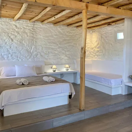 My Oasis Mykonos Apartment Klouvas